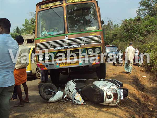 ಉಪ್ಪಿನಂಗಡಿ: ಬೈಕ್ ಹಾಗೂ ಲಾರಿ ಮುಖಾಮುಖಿ ಡಿಕ್ಕಿ ಸವಾರ ಸ್ಥಳದಲ್ಲೇ ಸಾವು, ಸಹ ಸವಾರ ಗಂಭೀರ ಗಾಯ
